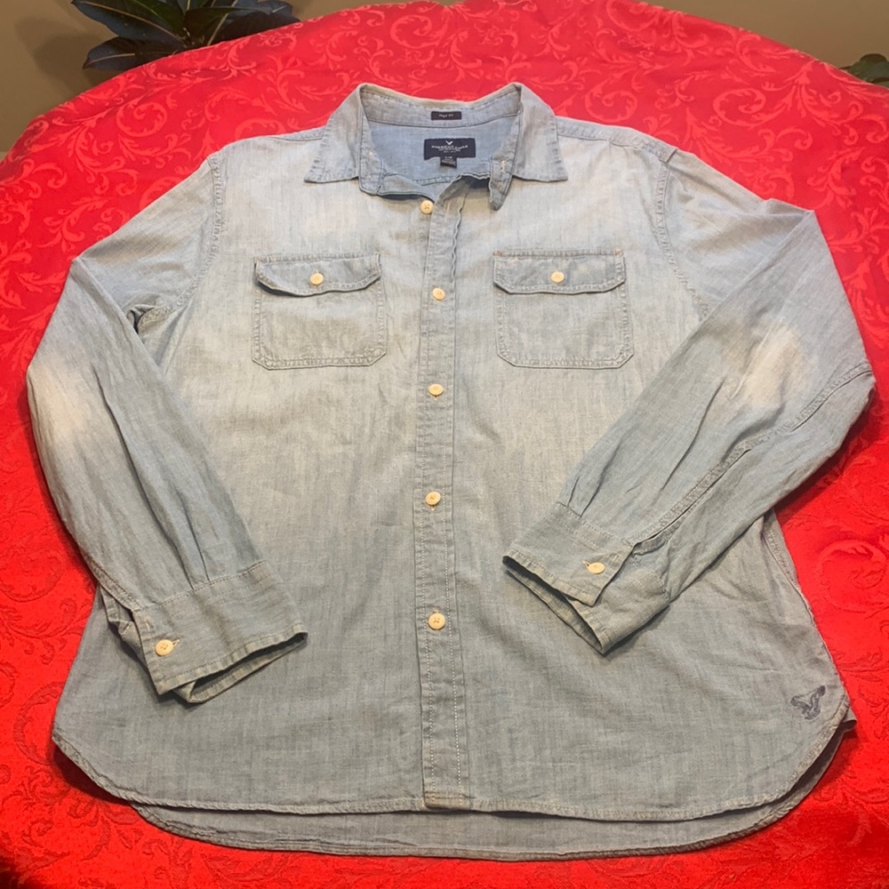 American Eagle Outfitters Prep Fit Button Down 100% Cotton Large Shirt